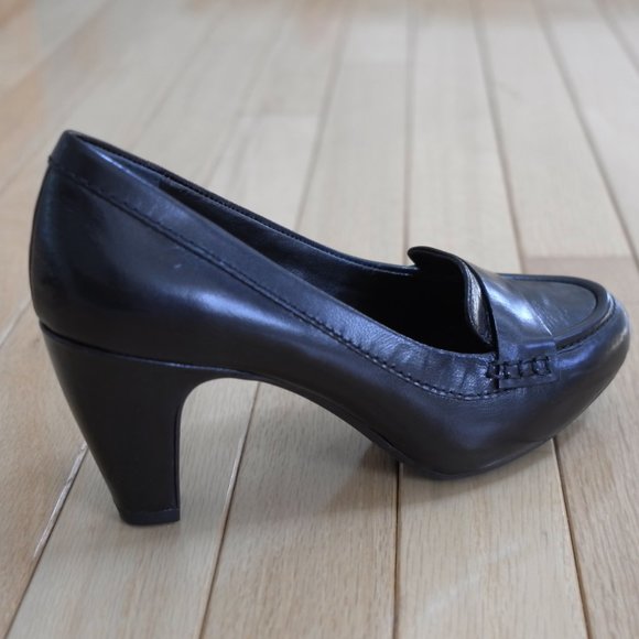 Easy Spirit Espernille Black Leather Heels 5M - Picture 4 of 7
